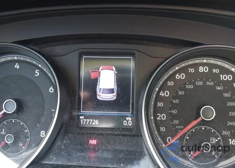 2018 Volkswagen Atlas 3.6L V6 Sel z USA, uszkodzony, nr VIN 1V2SR2CA0JC561196